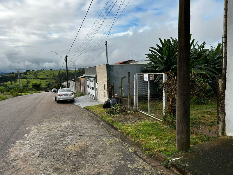 Casa à venda Jardim Vista Alegre com 60m² e 2 quartos por R$ 270.000 - 1831225619-whatsapp-image-2024-03-30-at-08.jpeg