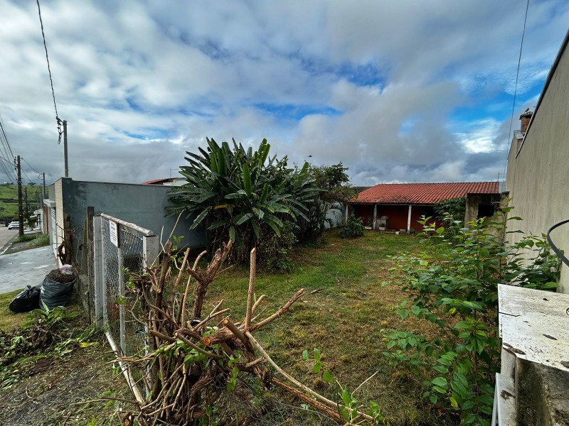 Casa à venda Jardim Vista Alegre com 60m² e 2 quartos por R$ 270.000 - 2141929892-whatsapp-image-2024-03-30-at-08.jpeg