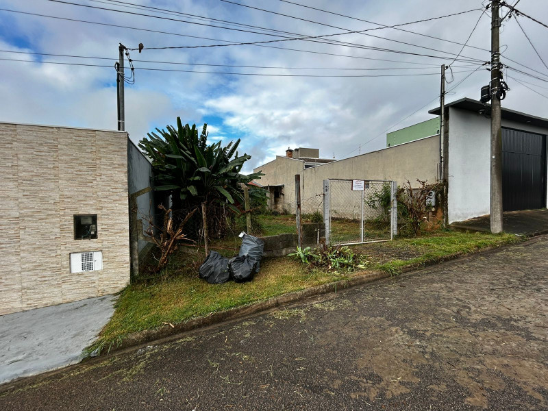 Casa à venda Jardim Vista Alegre com 60m² e 2 quartos por R$ 270.000 - 322596624-whatsapp-image-2024-03-30-at-08.jpeg