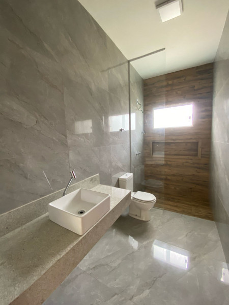 Casa de condomínio à venda Centro com 290m² e 4 quartos por R$ 1.190.000 - 1352524400-whatsapp-image-2024-03-30-at-12.jpeg