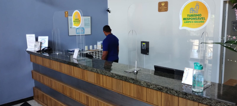 Flat à venda Praia de Iracema com 75m² e 2 quartos por R$ 300.000 - 1132288076-1000028432.jpg