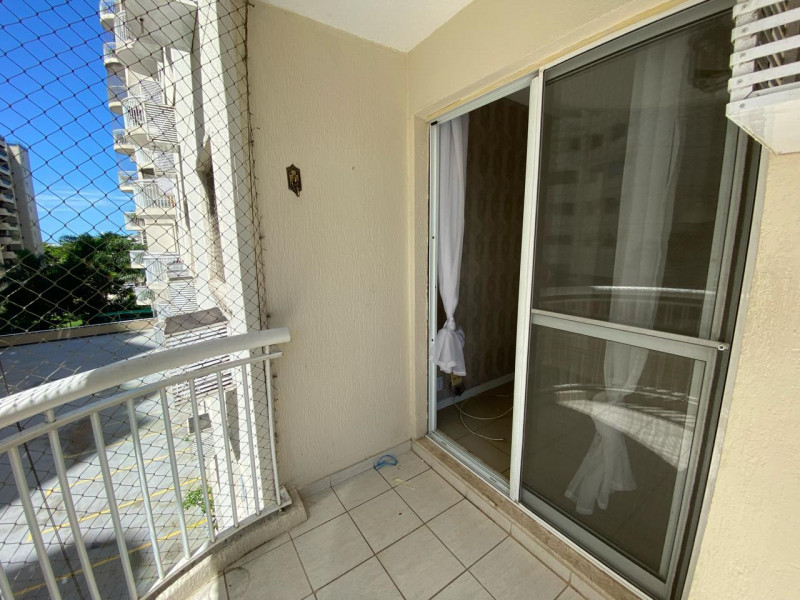 Apartamento à venda Recreio dos Bandeirantes com 63m² e 2 quartos por R$ 480.000 - 1872065096-varanda-da-sala.jpeg
