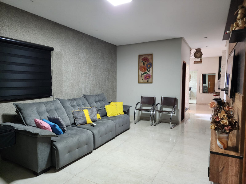 Casa à venda Parque das Laranjeiras com 231m² e 5 quartos por R$ 1.090.000 - 1022901627-img-20240322-wa0068.jpg