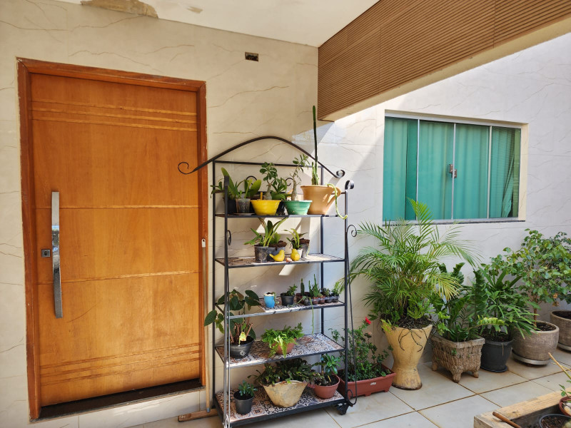 Casa à venda Parque das Laranjeiras com 231m² e 5 quartos por R$ 1.090.000 - 328592242-img-20240322-wa00831.jpg