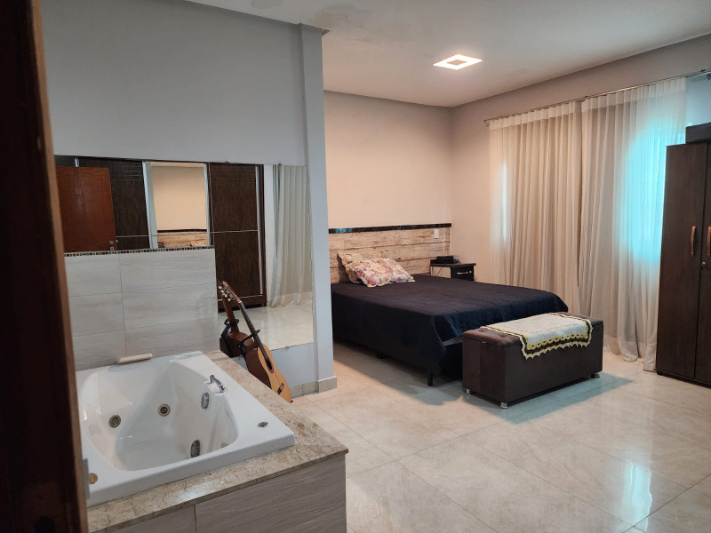 Casa à venda Parque das Laranjeiras com 231m² e 5 quartos por R$ 1.090.000 - 519870515-img-20240322-wa00781.jpg