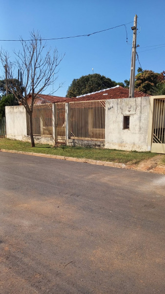 Casa à venda Centro (Santo Antônio da Estiva) com 240m² e 3 quartos por R$ 295.000 - 1908692045-1000004328.jpg