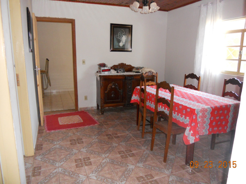 Casa à venda Centro (Santo Antônio da Estiva) com 240m² e 3 quartos por R$ 295.000 - 29988545-1000004300.jpg