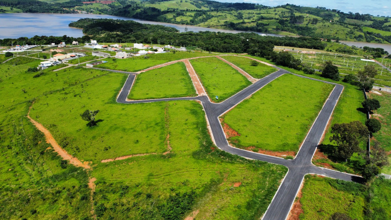 Terreno à venda Centro com 264m² e 0 quartos por R$ 63.000 - 360568016-dji-fly-20240302-094612-451-1709383899422-photo-optimized.jpeg