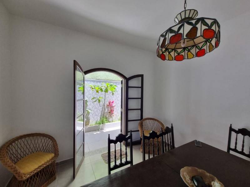 Casa à venda Centro com 240m² e 4 quartos por R$ 580.000 - 1117225496-985009e5-326e-4a3f-becb-54de00b8d3c1.jpeg