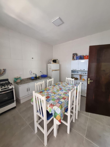 Casa à venda Centro com 240m² e 4 quartos por R$ 580.000 - 1683476541-bf18e3a7-9381-4bee-855d-4264cb7a378f.jpeg