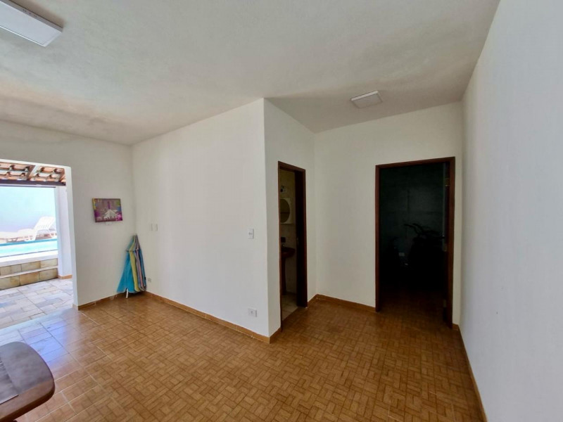 Casa à venda Centro com 240m² e 4 quartos por R$ 580.000 - 208976618-a3830574-9a41-42a0-a276-0976615dcd68.jpeg