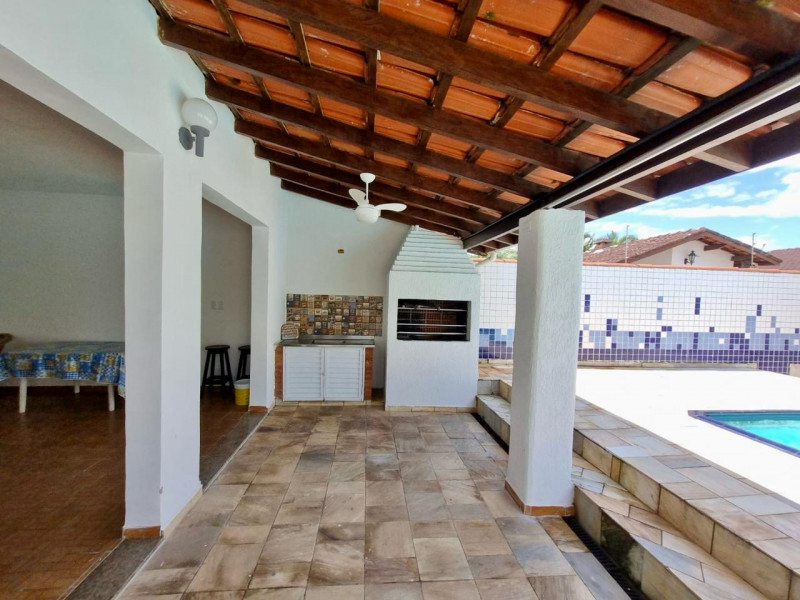 Casa à venda Centro com 240m² e 4 quartos por R$ 580.000 - 916422696-371ad761-b9bf-4951-9dd2-a63ce89d5578.jpeg