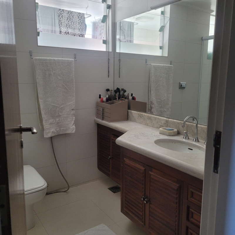 Apartamento à venda José Menino com 190m² e 4 quartos por R$ 1.600.000 - 1018854846-banheiro-social-2-ii.jpg