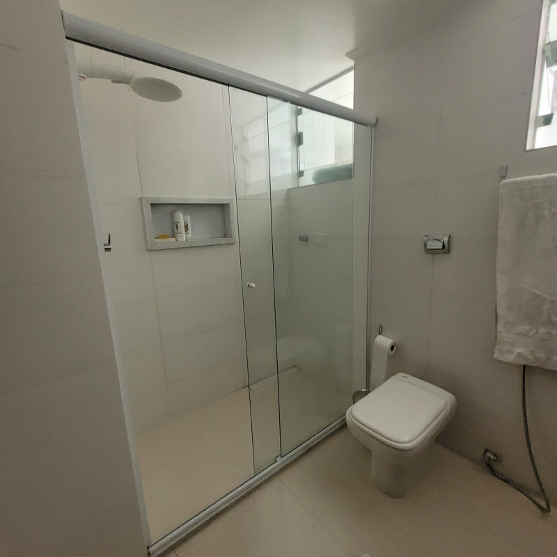 Apartamento à venda José Menino com 190m² e 4 quartos por R$ 1.600.000 - 1713015798-banheiro-social-2.jpg