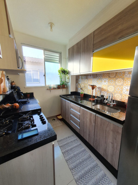 Apartamento à venda Virgem Santa com 50m² e 2 quartos por R$ 130.000 - 1584784812-area-interna-16.jpg