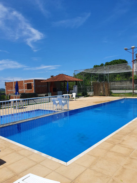 Apartamento à venda Virgem Santa com 50m² e 2 quartos por R$ 130.000 - 833687499-area-externa-4.jpg