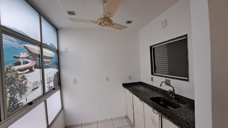 Comercial à venda Centro com 280m² e 0 quartos por R$ 119.000 - 485789371-whatsapp-image-2024-04-05-at-09.jpeg