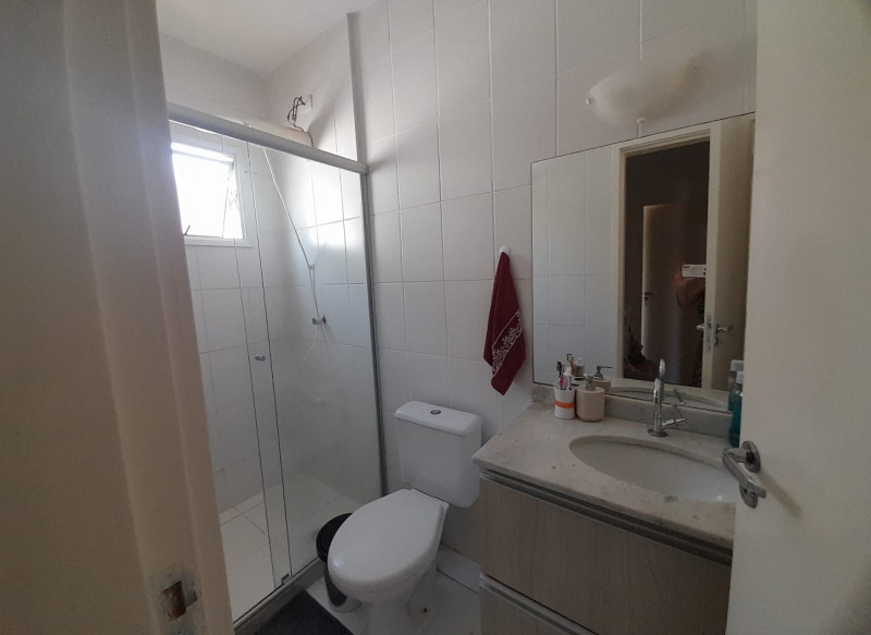 Casa de condomínio à venda vila do golf com 100m² e 3 quartos por R$ 600.000 - 1642530031-banheiro.jpg