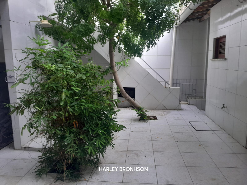 Casa à venda Centro com 275m² e 7 quartos por R$ 360.000 - 1590027767-whatsapp-image-2024-01-29-at-13.jpeg