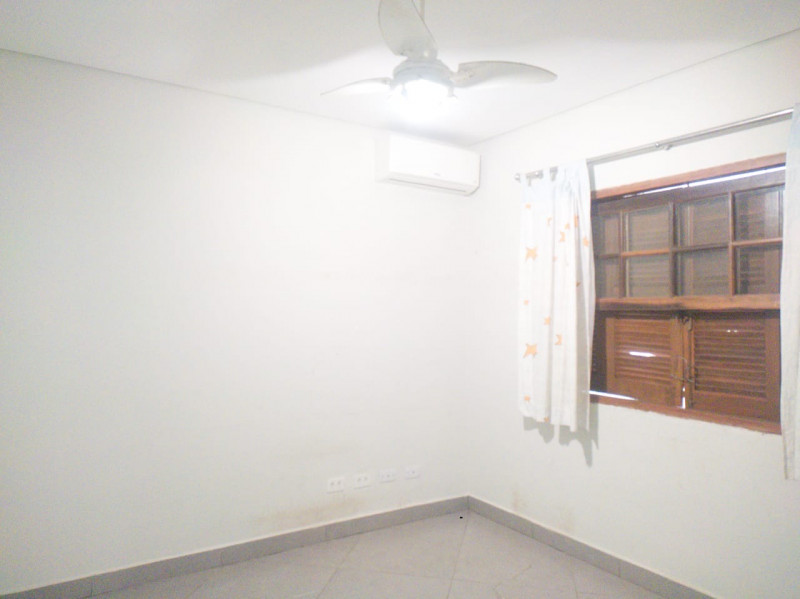 Comercial para alugar Centro com 450m² e 0 quartos por R$ 6.000 - 1209987350-653ea090-afcb-4136-b3a3-71a287a63ffc.jpeg