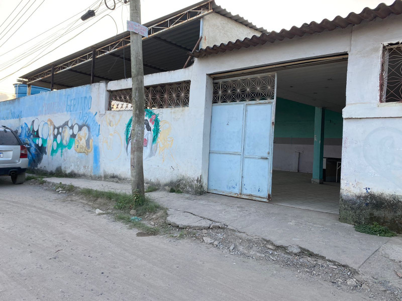 Casa à venda Santa Cruz com 254m² e 3 quartos por R$ 420.000 - 350753580-img-20240405-wa0114.jpg