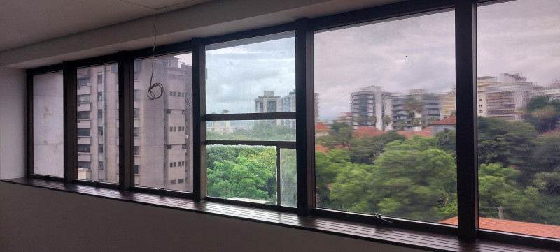 Comercial à venda Moinhos de Vento com 37m² e 0 quartos por R$ 260.000 - 956961857-1000057880.jpg