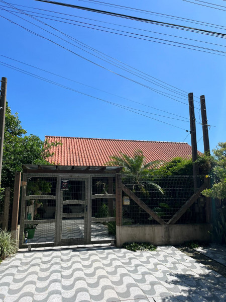 Casa à venda Centro com 150m² e 2 quartos por R$ 180.000 - 1961669814-whatsapp-image-2024-03-20-at-12.jpeg