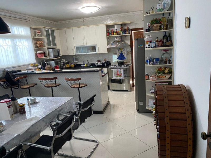 Casa à venda Vila Granada com 214m² e 3 quartos por R$ 900.000 - 283069670-3fe0f522-017f-4c99-886a-f7c3d9ad2cef.jpeg