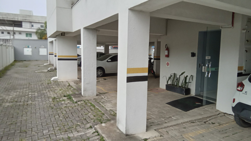 Apartamento à venda Espinheiros com 50m² e 2 quartos por R$ 200.000 - 1120470081-1000103193.jpg