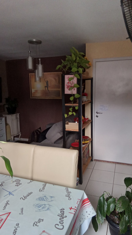 Apartamento à venda Espinheiros com 50m² e 2 quartos por R$ 200.000 - 1339501550-1000103203.jpg
