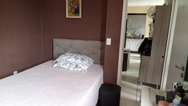 Apartamento à venda Espinheiros com 50m² e 2 quartos por R$ 200.000 - 1698794241-1000103199.jpg