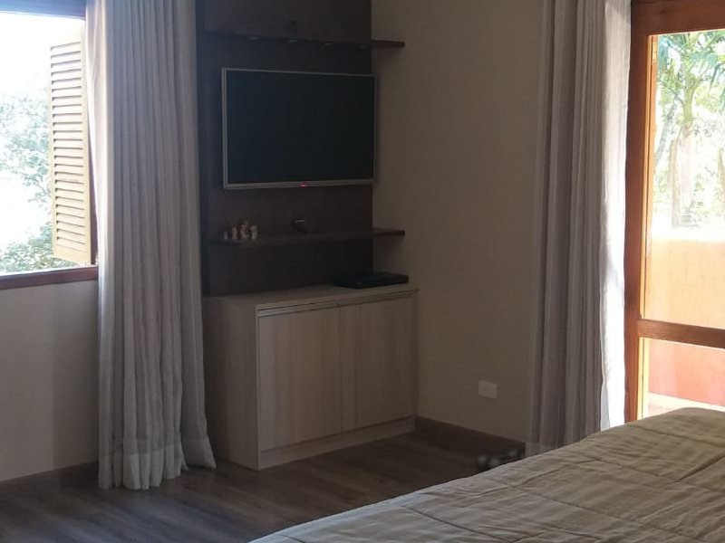 Casa de condomínio à venda Fazenda Velha com 304m² e 4 quartos por R$ 1.890.000 - 754367131-img-20240408-wa0057.jpg