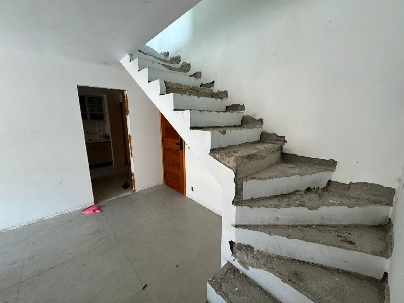 Cobertura à venda Pé Pequeno com 160m² e 3 quartos por R$ 930.000 - 1623630169-d9cef269-de4e-4880-898a-6703f513a6e9.jpeg