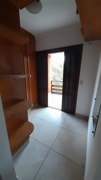 Casa à venda Vila Maria Jose com 250m² e 3 quartos por R$ 1.000.000 - 1091461969-71716f72-d1c3-4906-9db2-e526e6b5826d.jpeg