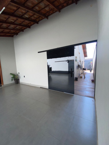 Casa à venda Jardim Patricia com 160m² e 3 quartos por R$ 650.000 - 254253109-1000203517.jpg