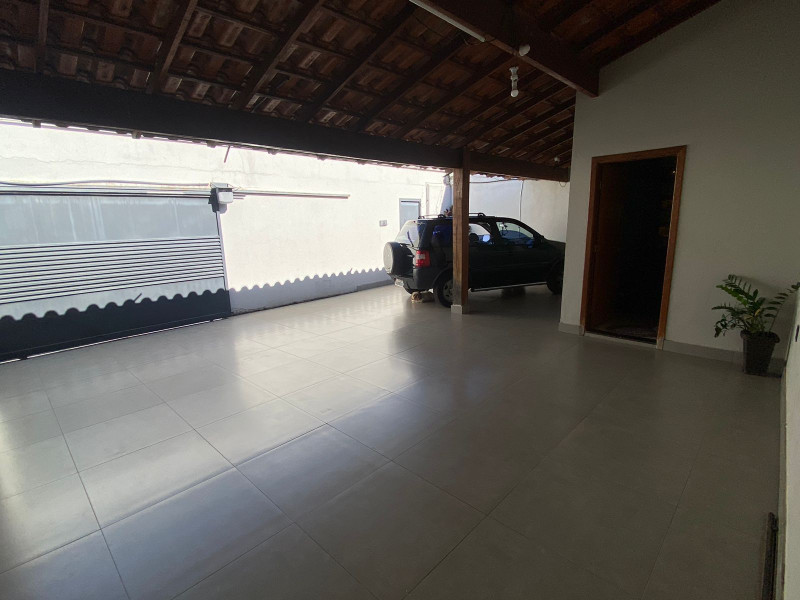 Casa à venda Jardim Patricia com 160m² e 3 quartos por R$ 650.000 - 489309761-1000203516.jpg