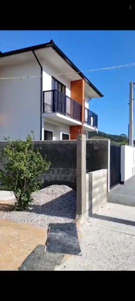 Casa à venda Praia de Fora com 97m² e 3 quartos por R$ 720.000 - 1109199362-screenshot-20231102-234858.png