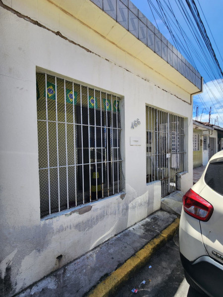 Casa à venda Centro com 175m² e 3 quartos por R$ 190.000 - 1697047653-img-20240408-wa0078.jpg