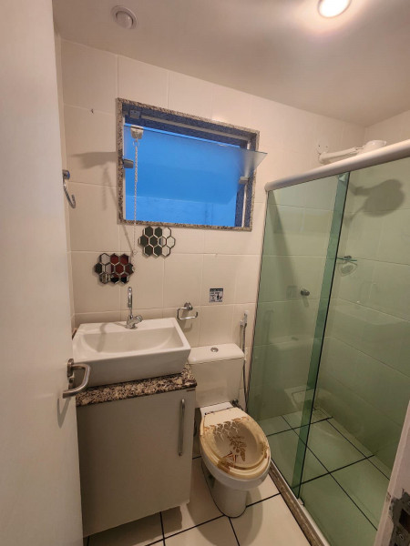 Apartamento à venda Costazul com 127m² e 3 quartos por R$ 620.000 - 1872654007-banheiro-social.jpeg