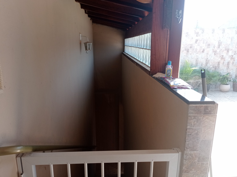 Casa à venda Jardim Monte Carmelo com 240m² e 3 quartos por R$ 1.100.000 - 1862655639-1713188753340.jpg