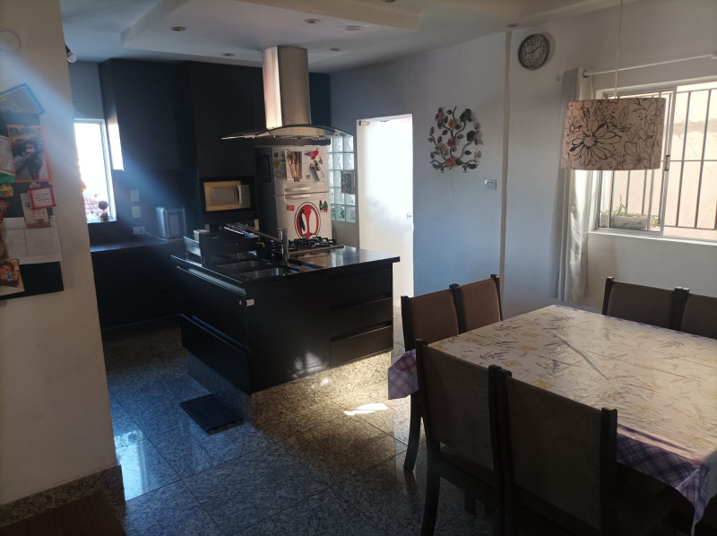 Casa à venda Jardim Jabaquara com 196m² e 3 quartos por R$ 800.000 - 1617201786-1000146313.jpg