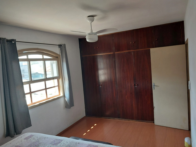 Casa à venda Jardim Jabaquara com 196m² e 3 quartos por R$ 800.000 - 277952490-1000136952.jpg