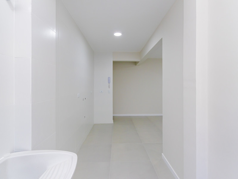 Apartamento à venda Ahú com 66m² e 3 quartos por R$ 395.000 - img-5356.jpg