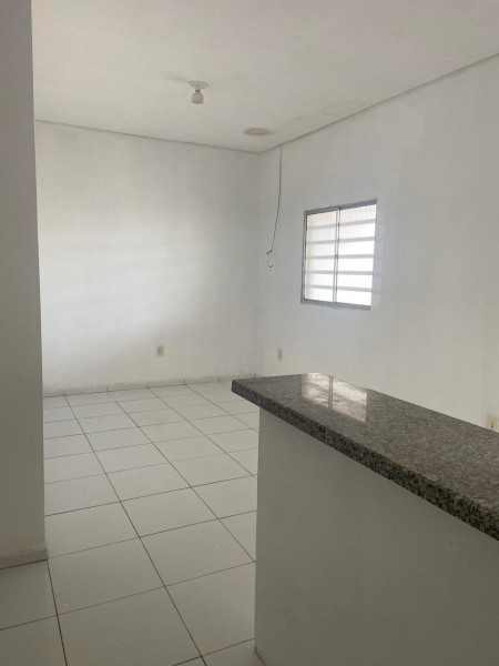 Casa à venda Centro com 130m² e 3 quartos por R$ 220.000 - 2022308735-e2340197-87f6-4a5b-aae1-76c0fa8024ec.jpeg