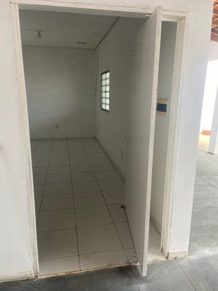 Casa à venda Centro com 130m² e 3 quartos por R$ 220.000 - 363844744-5ec75d58-73c1-4d83-995a-116008f6ea82.jpeg