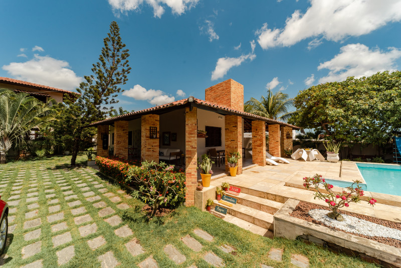 Casa à venda Tabuba com 267m² e 4 quartos por R$ 780.000 - 1129273172-arn-7043.jpeg