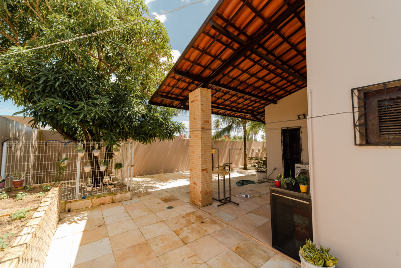 Casa à venda Tabuba com 267m² e 4 quartos por R$ 780.000 - 2100039935-arn-7052.jpeg