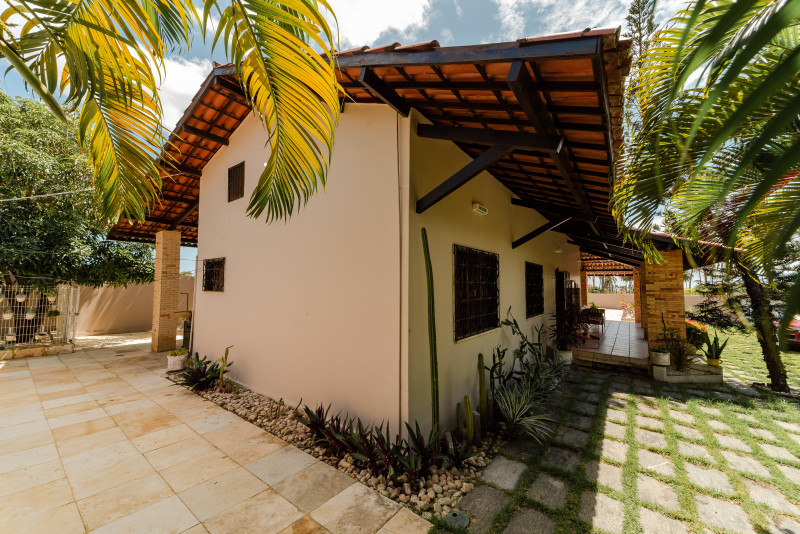 Casa à venda Tabuba com 267m² e 4 quartos por R$ 780.000 - 2104247750-arn-7044.jpeg
