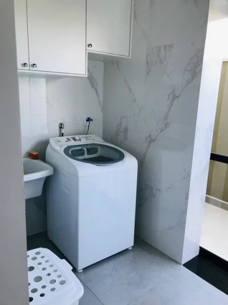 Casa de condomínio à venda Parque Residencial Maria Elmira com 234m² e 4 quartos por R$ 1.100.000 - 1756256917-90249bae-8717-4486-8ab6-87c232f1869e.jpeg