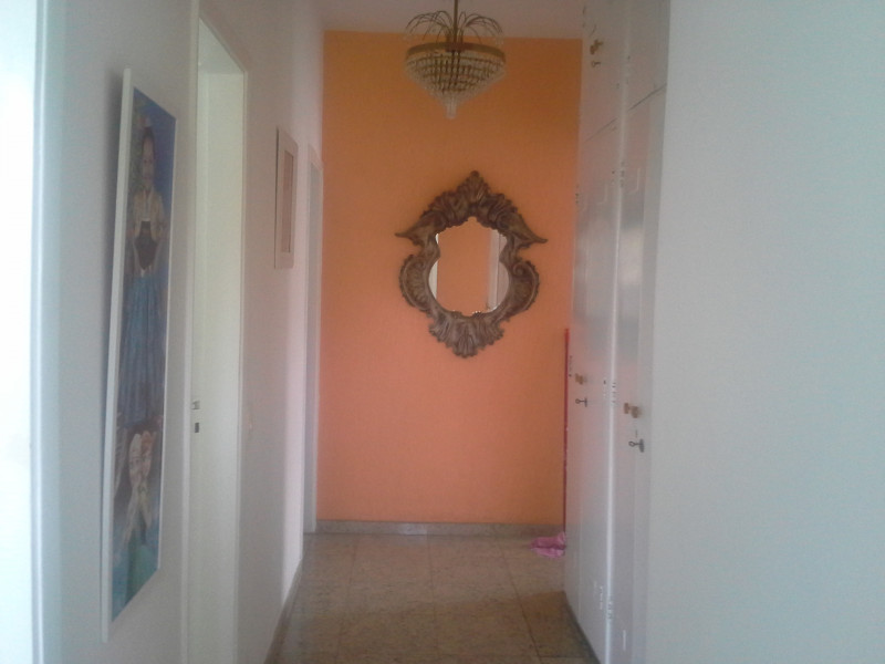 Apartamento à venda Jardins com 70m² e 2 quartos por R$ 1.200.000 - 871395489-corredor-dispensa.jpg